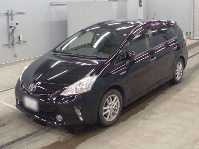 3103 TOYOTA PRIUS ALPHA ZVW41W 2014 г. (CAA Tohoku)